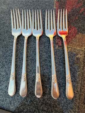 Set of 5 Forks 1847 Rogers Bros Silver Plated Vintage